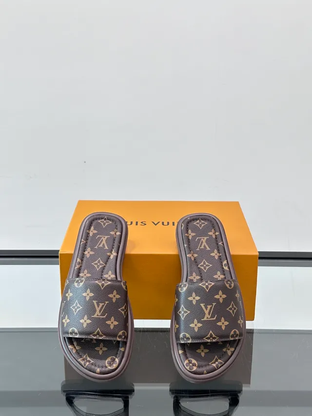 Louis Vuitton Slide Monogram Canvas Slippers 6