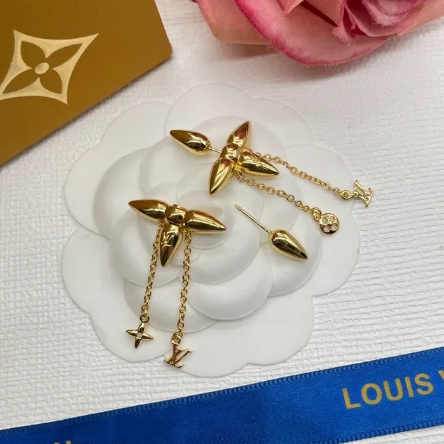 Louis Vuitton Spike-Star Motif Gold-Tone Dangling Earrings 4