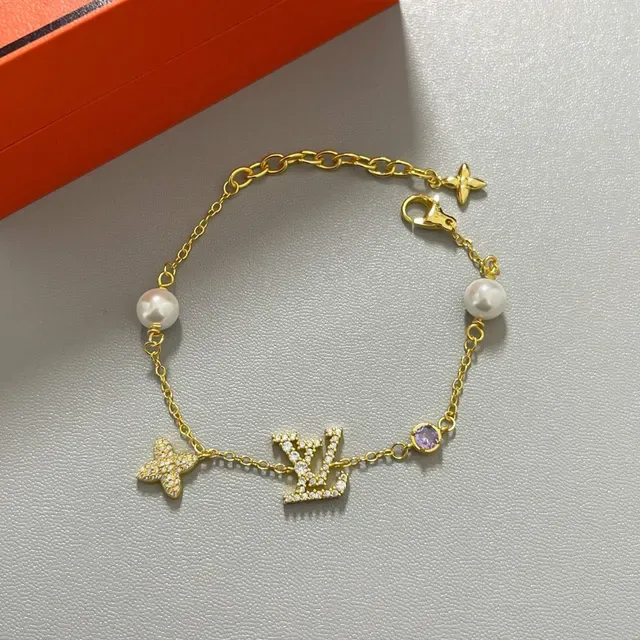 Louis Vuitton Star & Monogram Crystal Pearl Bracelet 2
