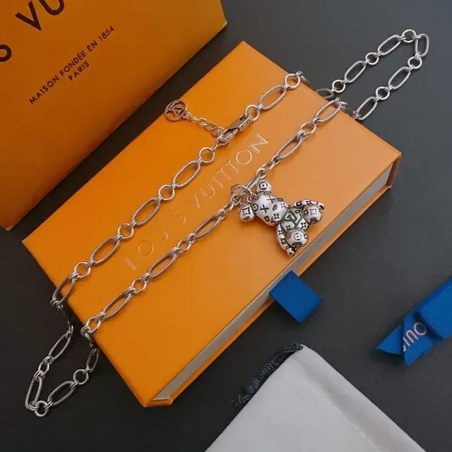 Louis Vuitton Teddy Bear Monogram Enamel Silver Necklace 8