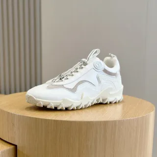 Louis Vuitton Trail White and Beige Lifestyle Sneakers