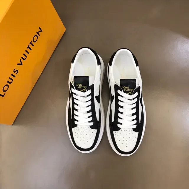 Louis Vuitton White Black Monogrammed Leather Zipper-Accented Side Panel Lifestyle Sneakers 2