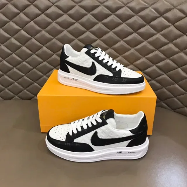 Louis Vuitton White Black Monogrammed Leather Zipper-Accented Side Panel Lifestyle Sneakers 4