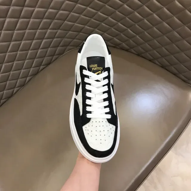 Louis Vuitton White Black Monogrammed Leather Zipper-Accented Side Panel Lifestyle Sneakers 7
