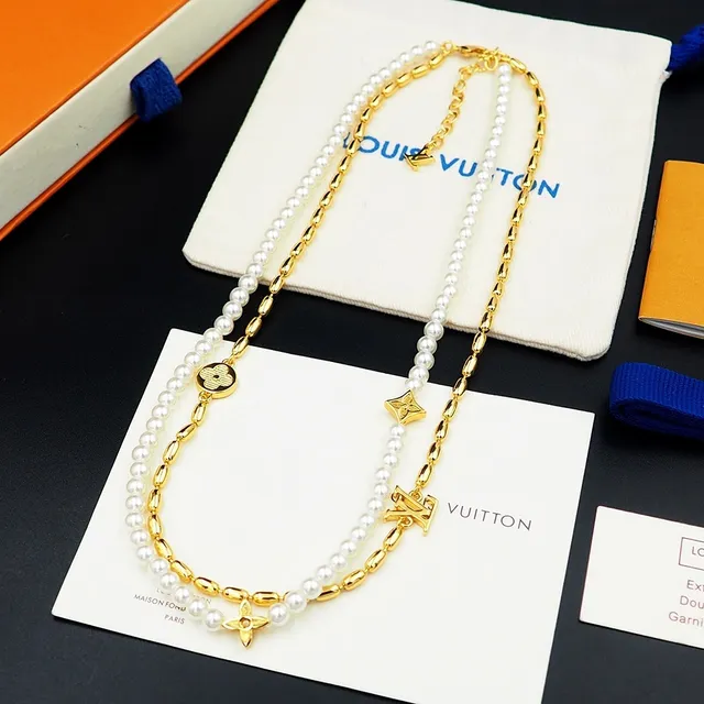 Louis Vuitton White Gold Double-Strand Pearl Necklace 7