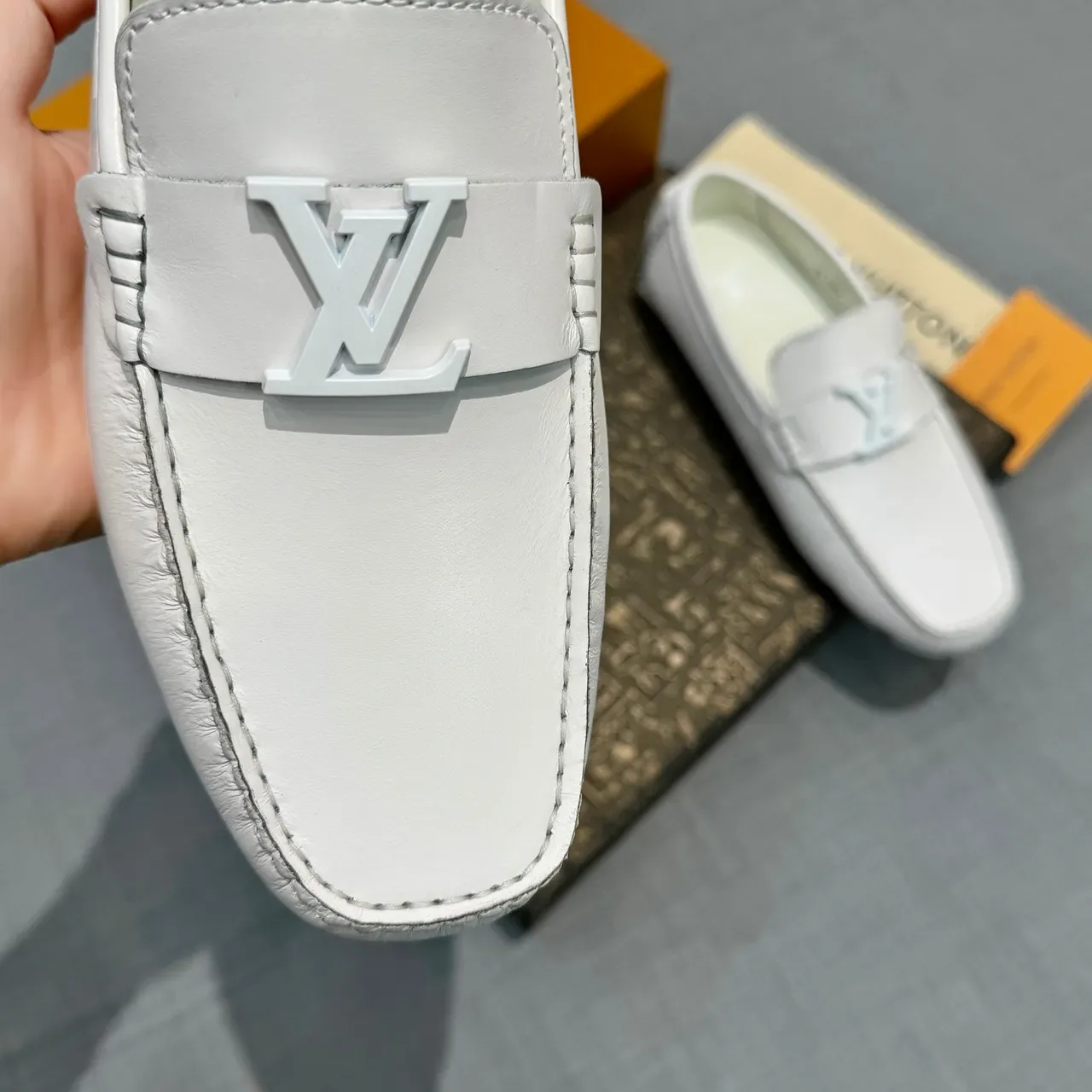 Louis Vuitton White Leather LV Buckle Loafer 3