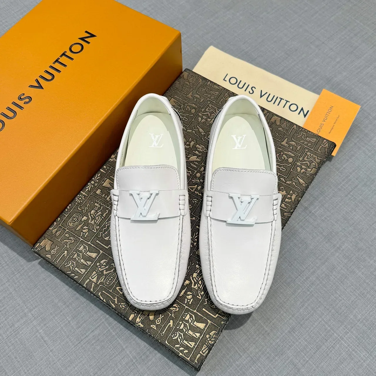 Louis Vuitton White Leather LV Buckle Loafer 6