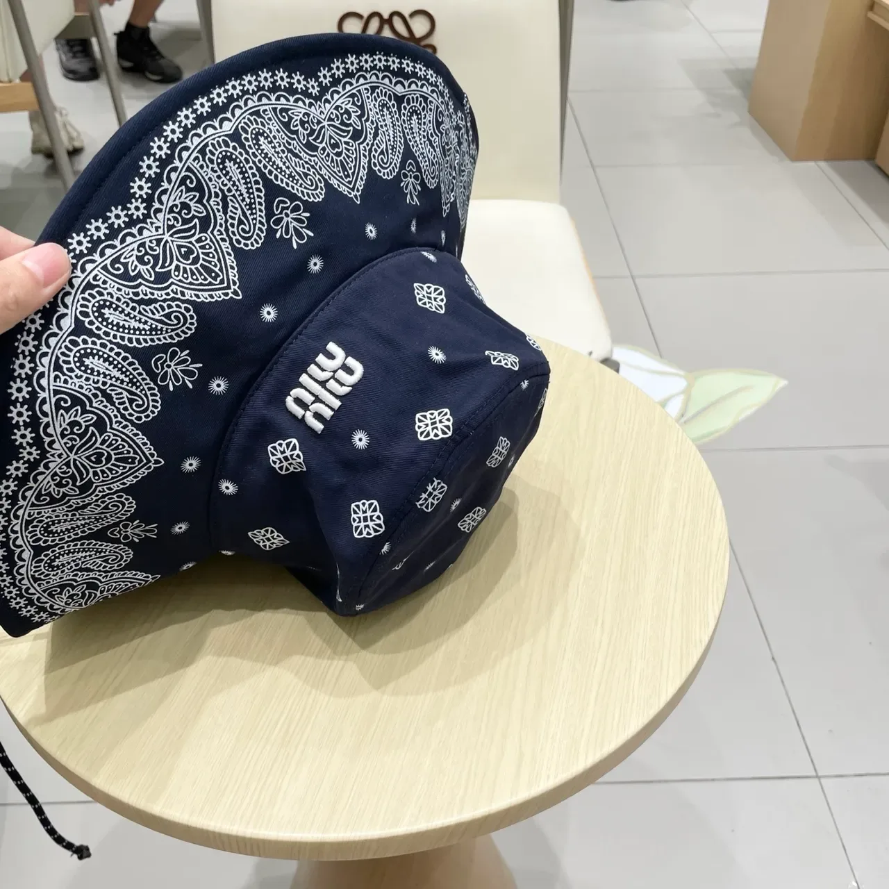 Miu Miu Bandana-Print Navy Bucket Hat 4