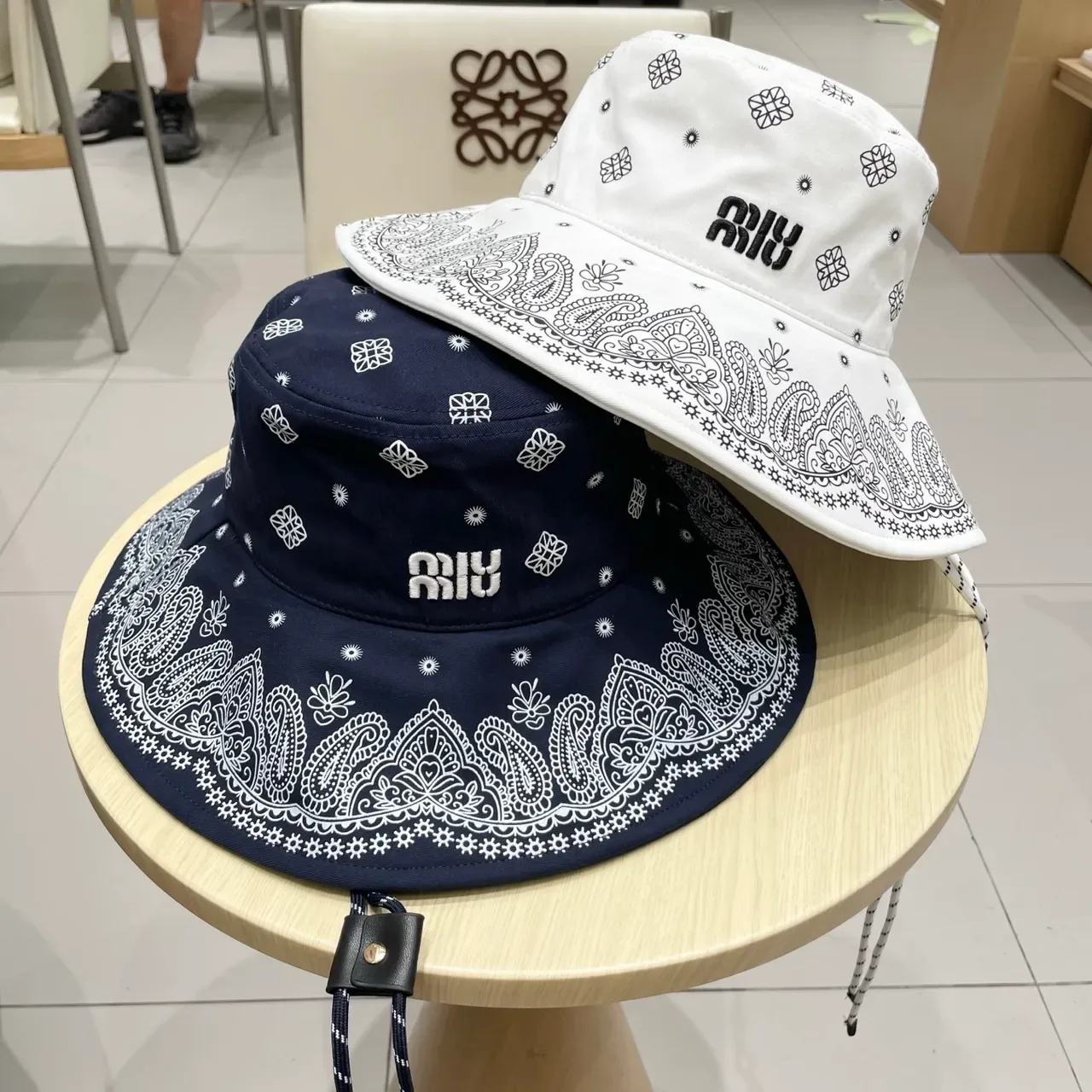 Miu Miu Bandana-Print Navy Bucket Hat 6