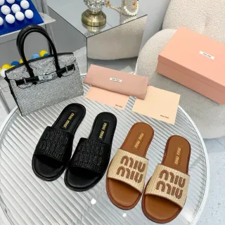 Miu Miu أسود بيج حزام منسوج نقش شعار نعال