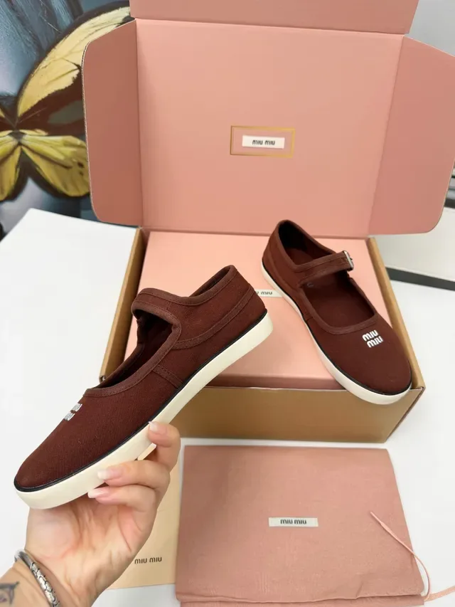 Miu Miu Brown Canvas Buckle Strap Mary Jane Shoes 3
