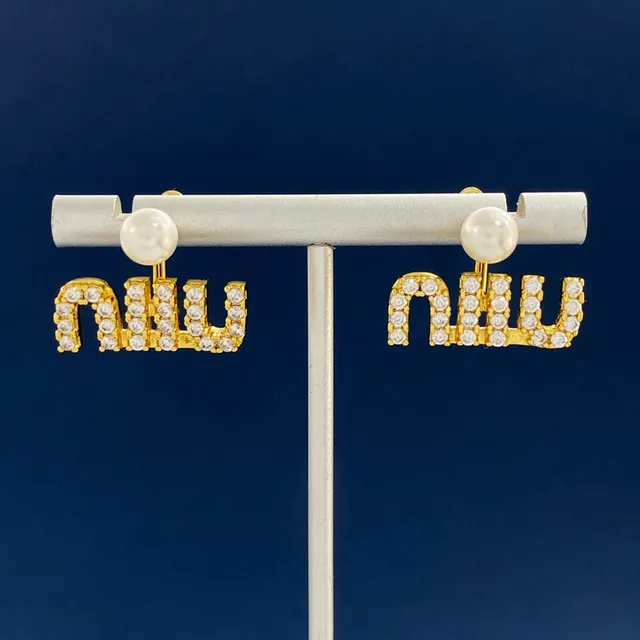 Miu Miu Logo perles Pavé boucles d'oreilles 4