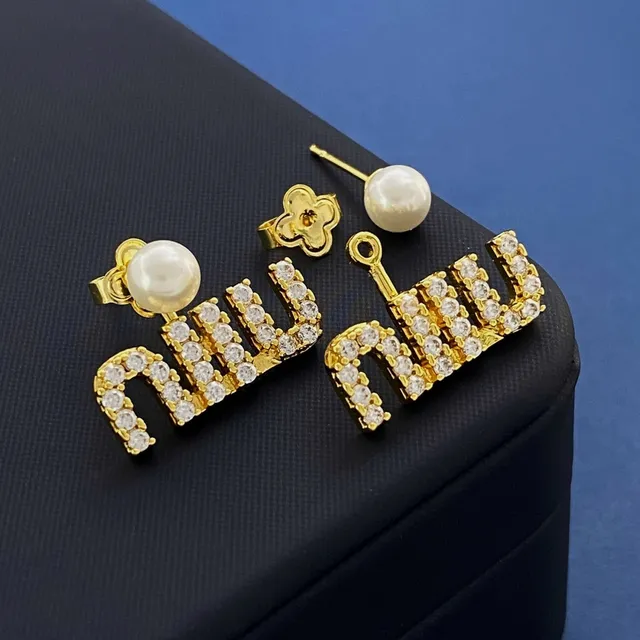 Miu Miu Logo perles Pavé boucles d'oreilles 9