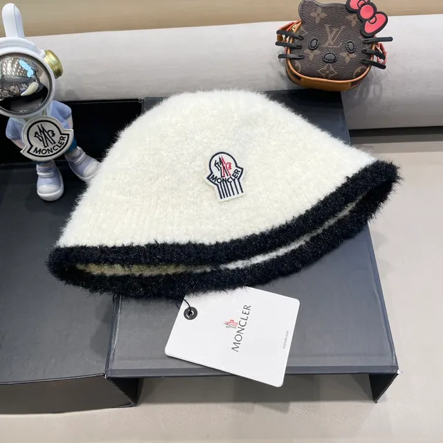 Moncler Panda-Inspired Two-Tone Fuzzy Beanie 2