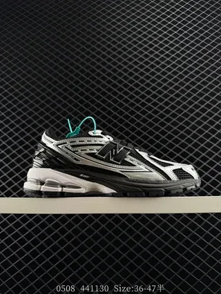 New Balance 150GR حذاء أسلوب حياة أسود فضي أبيض 2