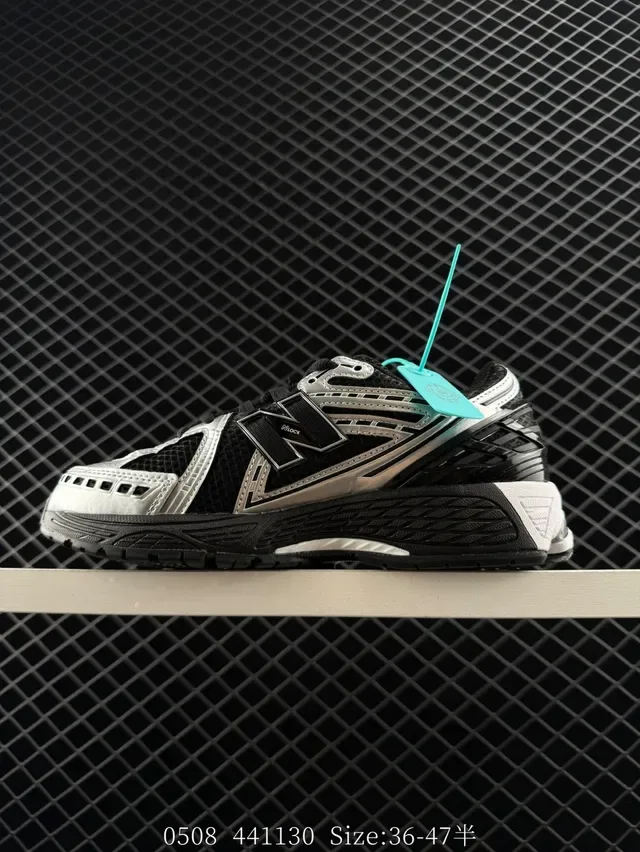 New Balance 150GR حذاء أسلوب حياة أسود فضي أبيض 7