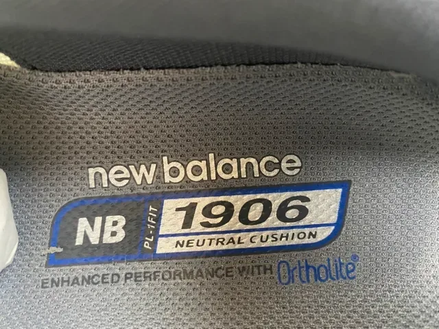 New Balance 1906A Púrpura Blanco Borgoña Zapatillas de Estilo de Vida 5