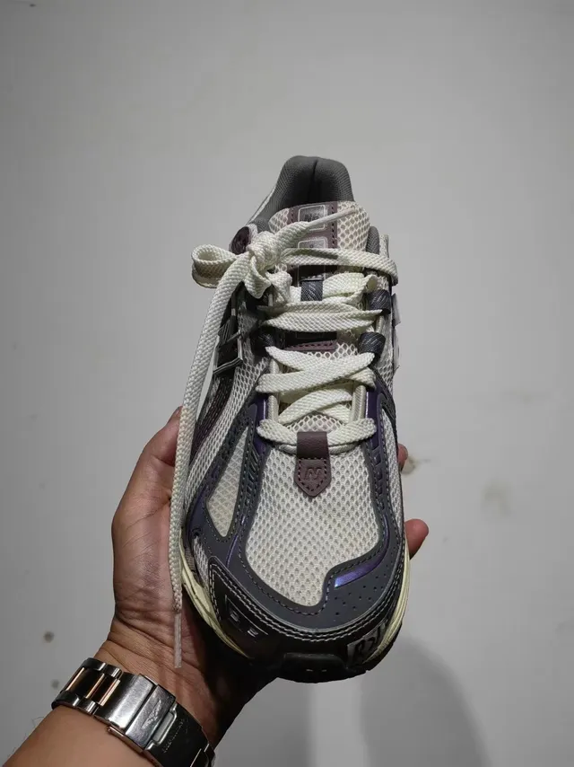 New Balance 1906R বেইজ বেগুনি ধূসর দৌড়ের জুতো 4