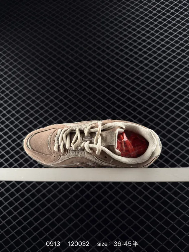 New Balance 204L Beige Sneakers Lifestyle en Suédé-Maille 5