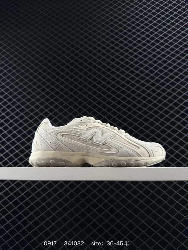 New Balance 204L Beige Chaussures lifestyle en daim texturé avec mesh 6