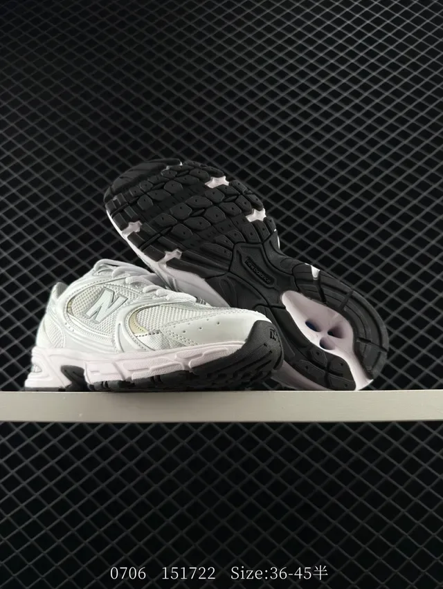 New Balance 530 Sneakers Lifestyle Blanc et Gris 4