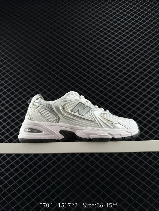 New Balance 530 Sneakers Lifestyle Blanc et Gris 5
