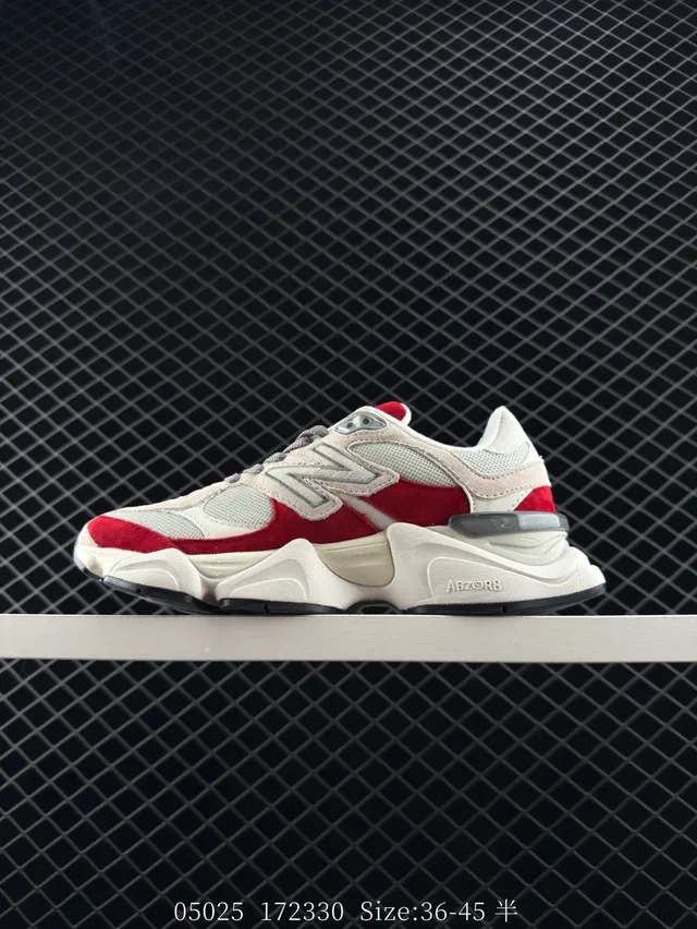 New Balance 9060 بيج وكريم سنيكرز تشانكي 4