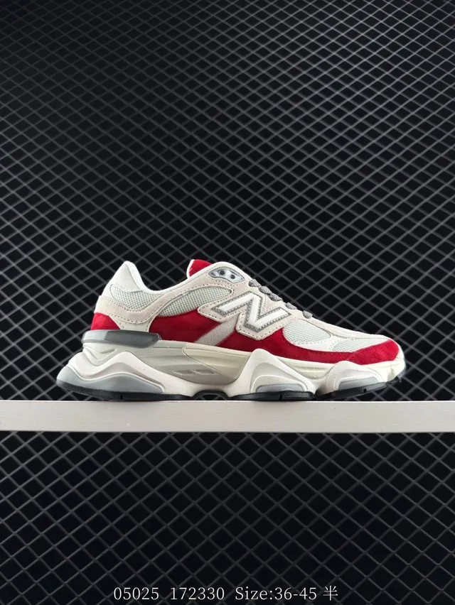 New Balance 9060 بيج وكريم سنيكرز تشانكي 5