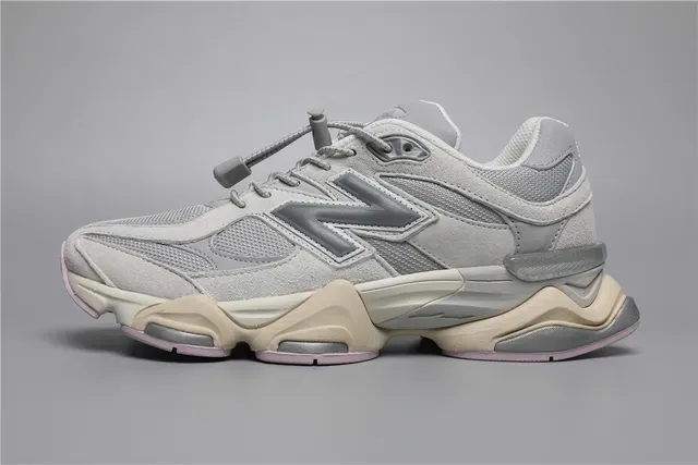 New Balance 9060 Gris et Crème Chaussures Lifestyle 9