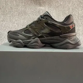 New Balance 9060 Sneakers Chunky Noir Monochrome