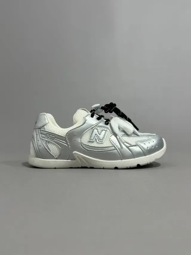 New Balance Chaussures Lifestyle Beige Blanc Matériau Mixte Supérieur Couche Maille Et Daim 10