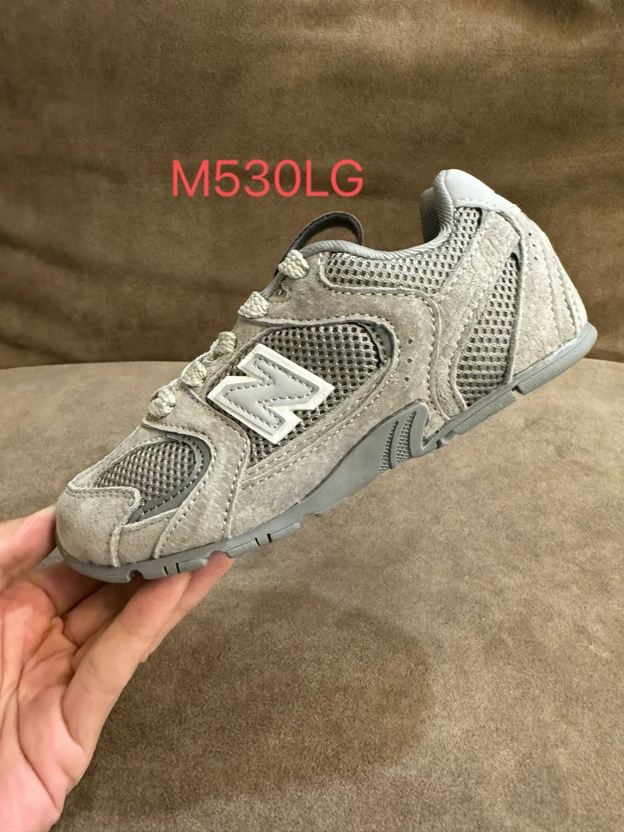 New Balance Chaussures Lifestyle Noir Gris Low-Top Mesh-Suede Hybrid Upper 3