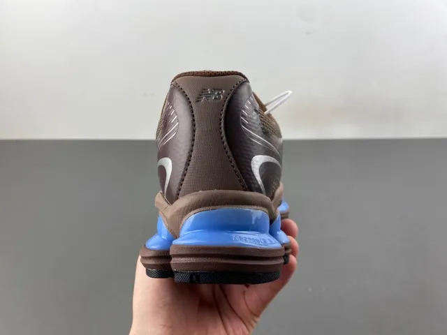 New Balance Marrom Azul Malha e Sintético Superior Segmentado Mediplantas Pods Tênis Lifestyle 4