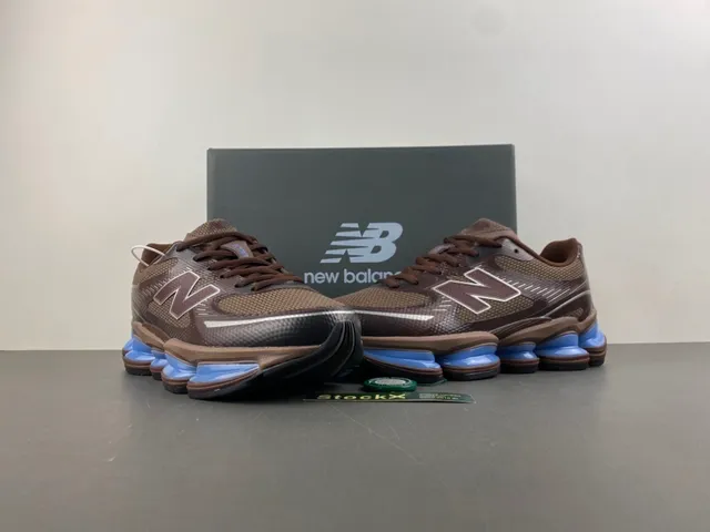 New Balance Marrom Azul Malha e Sintético Superior Segmentado Mediplantas Pods Tênis Lifestyle 13