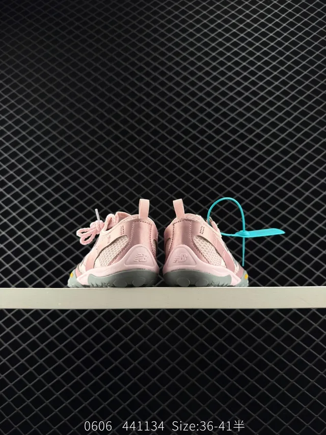 New Balance MT Series Tênis de corrida minimalistas de baixo perfil rosa azul 3
