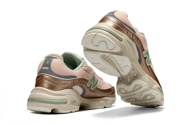 New Balance rose beige semelle plateforme maille et métallique synthétique overlay sneakers chunky 3