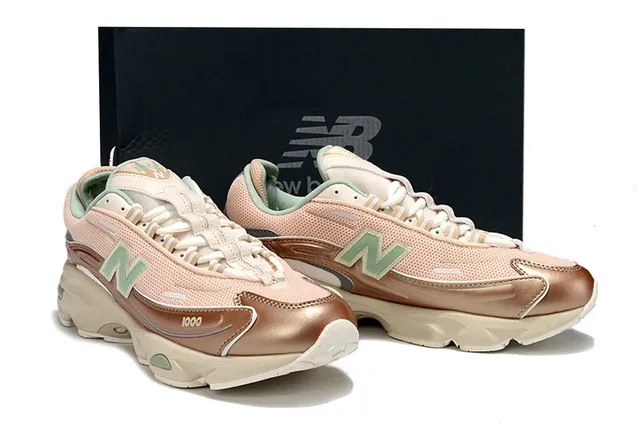 New Balance rose beige semelle plateforme maille et métallique synthétique overlay sneakers chunky 5