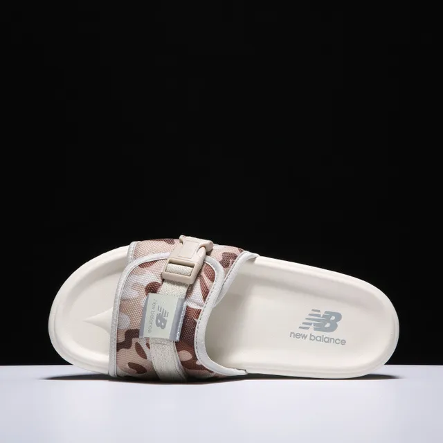 New Balance Sandália deslizante Alça Camuflada Chinelos brancos 10