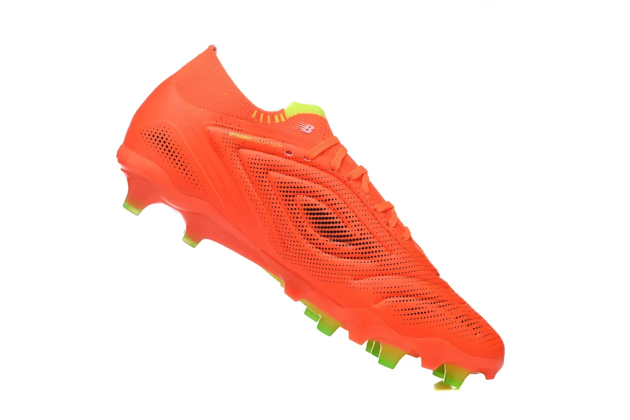 New Balance Tekela Orange Vert, Upper Synthétique Texturé, Soles Studs Moldées, Pour Terrain Firme, Chaussures de Football 4
