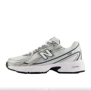 New Balance حذاء أبيض بحري شبكي وصناعي متداخل وسط صلب منحوت نمط حياة