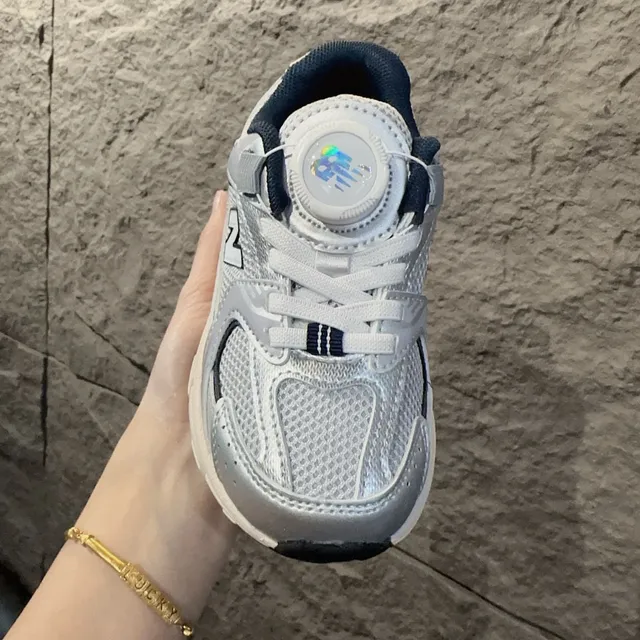 New Balance White Navy Midsole Boa Dial Closure Chunky Sneakers 12