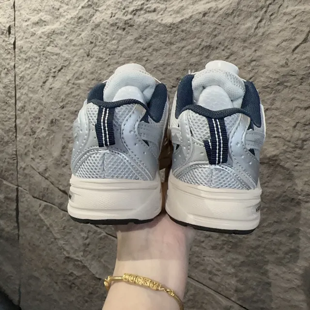New Balance White Navy Midsole Boa Dial Closure Chunky Sneakers 15
