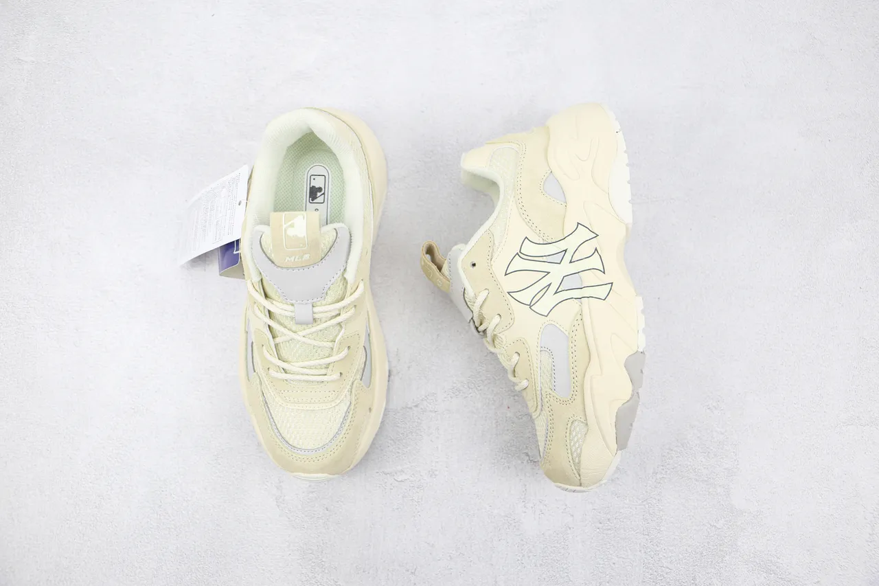 New Era Beige Gray Silhouette Sculpted Wavy Midsole Chunky Sneakers 8