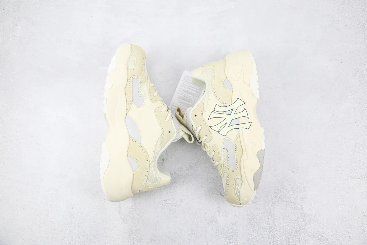 New Era Beige Gray Silhouette Sculpted Wavy Midsole Chunky Sneakers 9