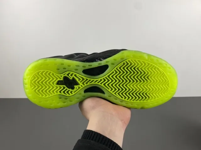 Nike Air Foamposite One Black Neon Green Basketball Shoes 9