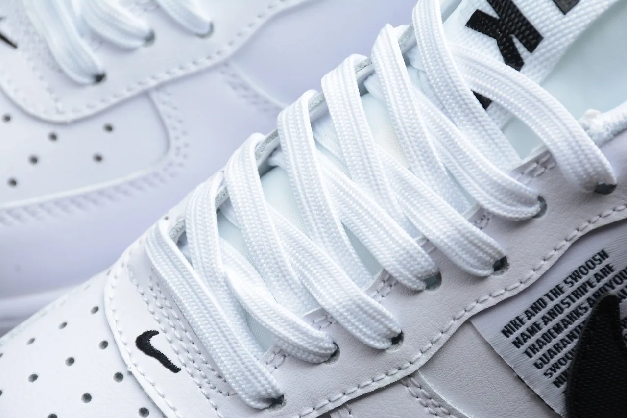 Nike Air Force 1 White Black Lifestyle Sneakers 9