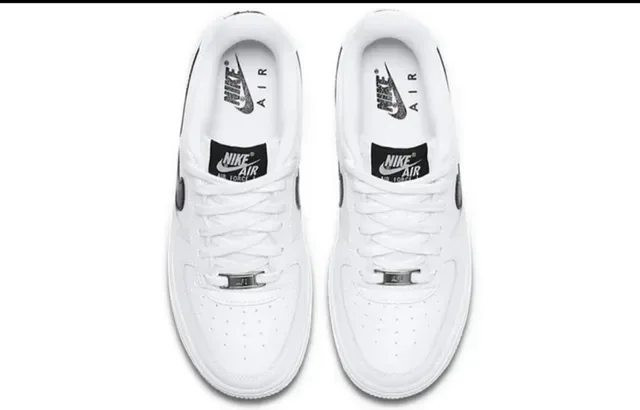 Nike Air Force 1 White Black Lifestyle Sneakers 3