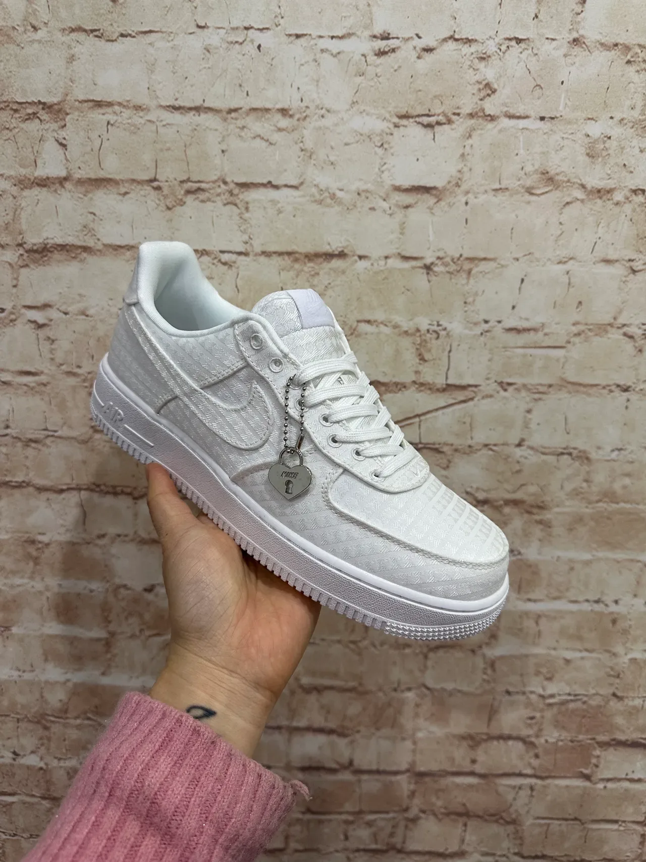 Nike Air Force 1 White Textured Jacquard Lifestyle Sneakers 2