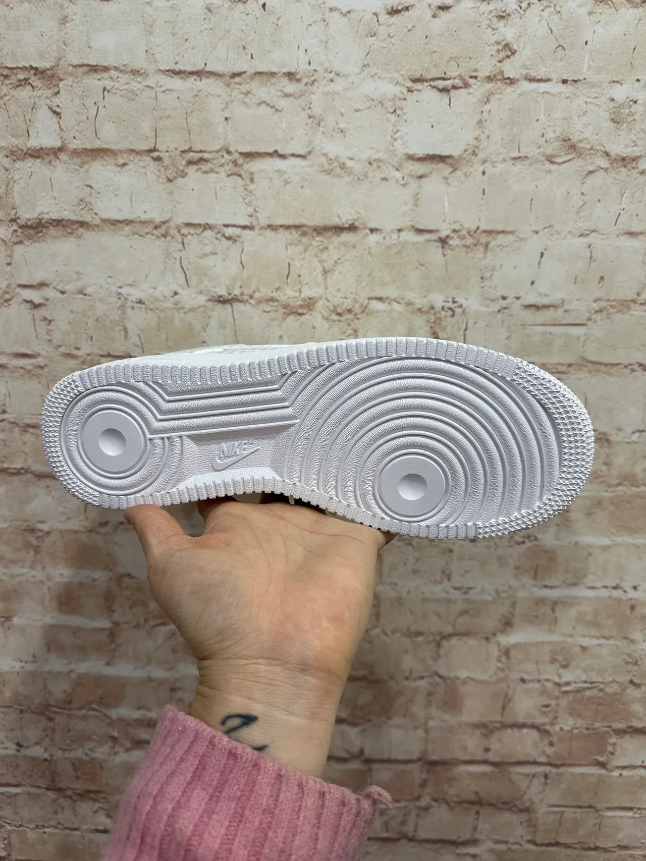 Nike Air Force 1 White Textured Jacquard Lifestyle Sneakers 4