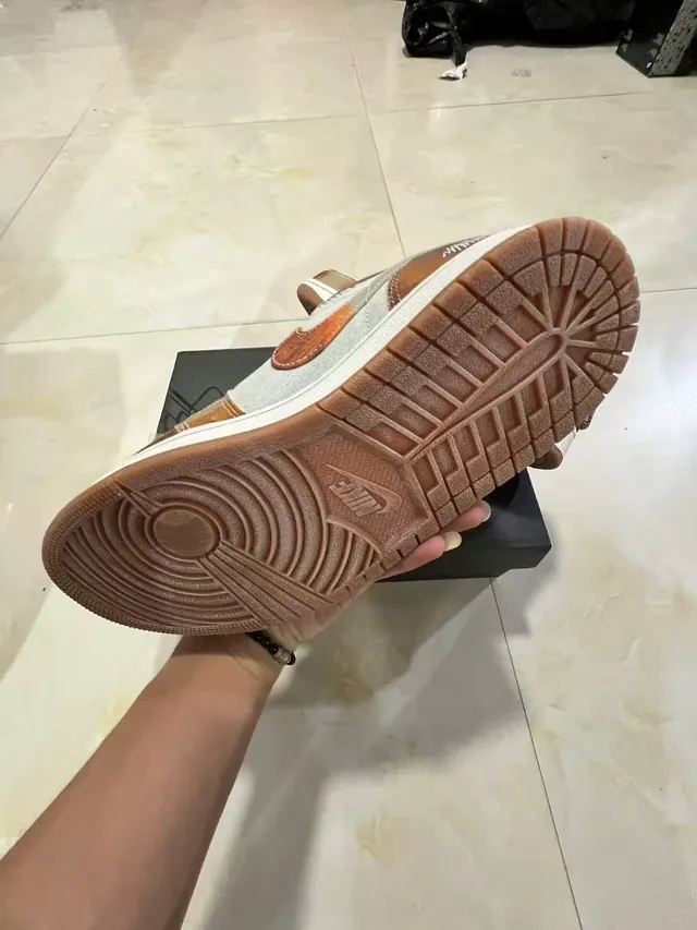 Nike Air Jordan 1 Beige Brown Low-Top Silhouette Canvas And Suede Patchwork Lifestyle Sneakers 6